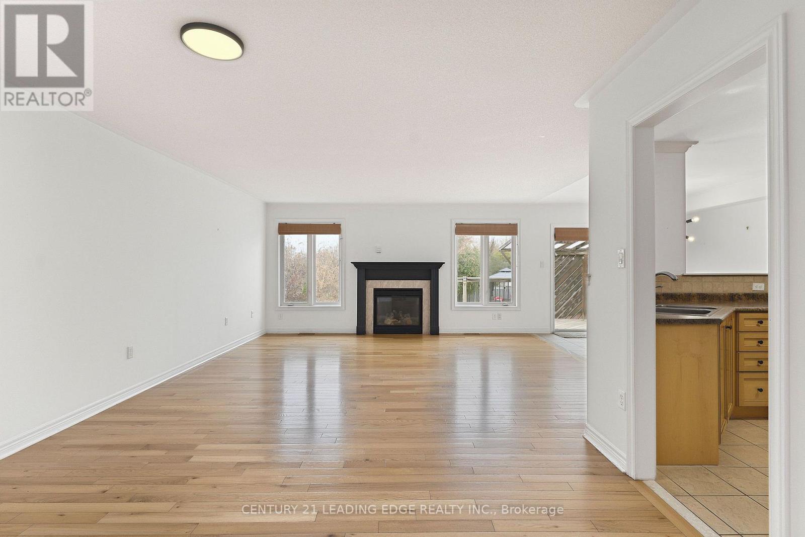 52 Apple Tree Crescent Property Photo 6