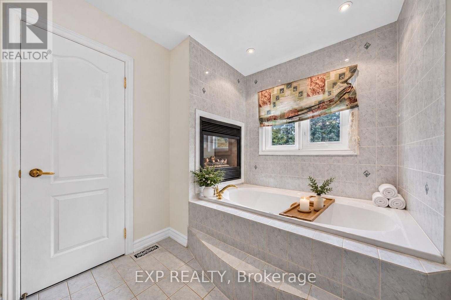 785 Quantra Crescent Property Photo 35