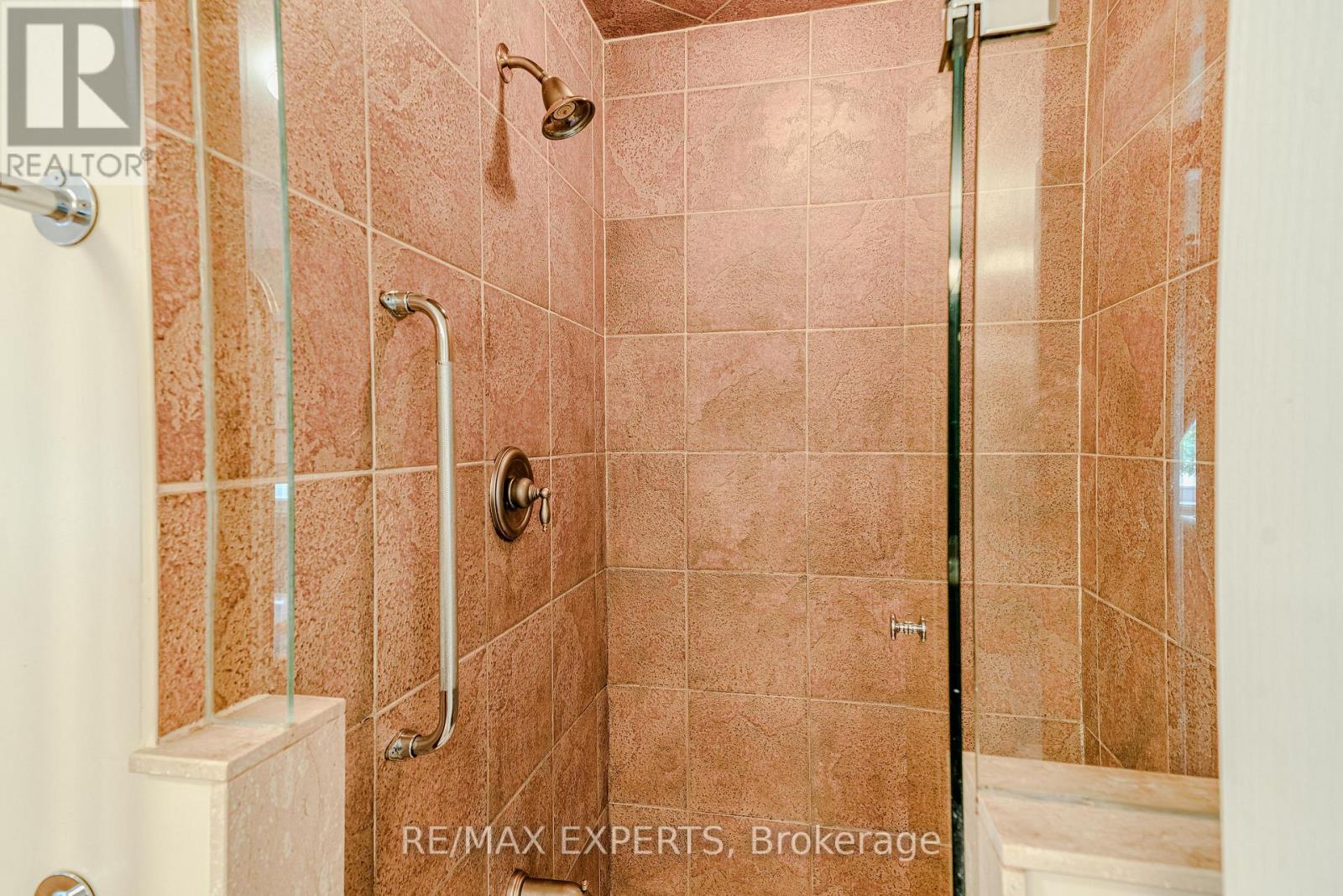 6 Elyssa Drive Property Photo 30