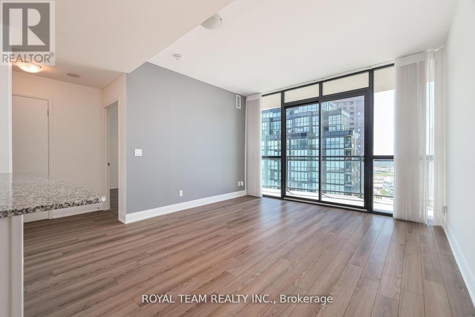 3405 - 2900 Highway 7 Property Photo 13