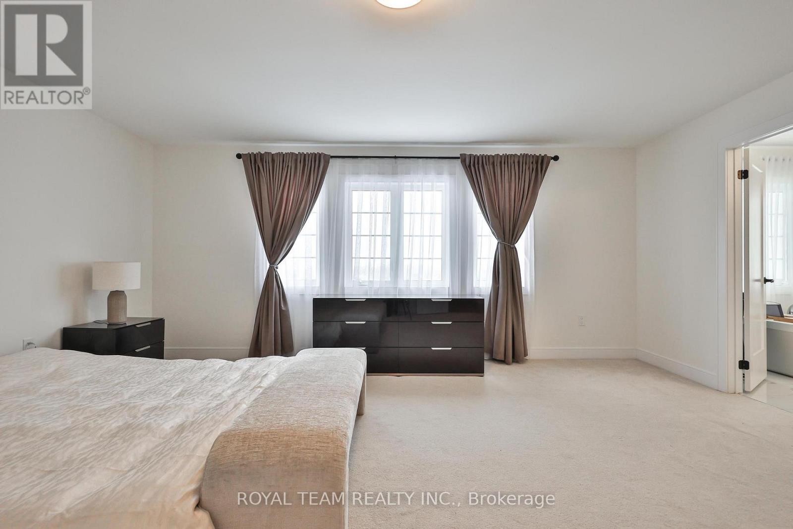 1361 Blackmore Street Property Photo 24