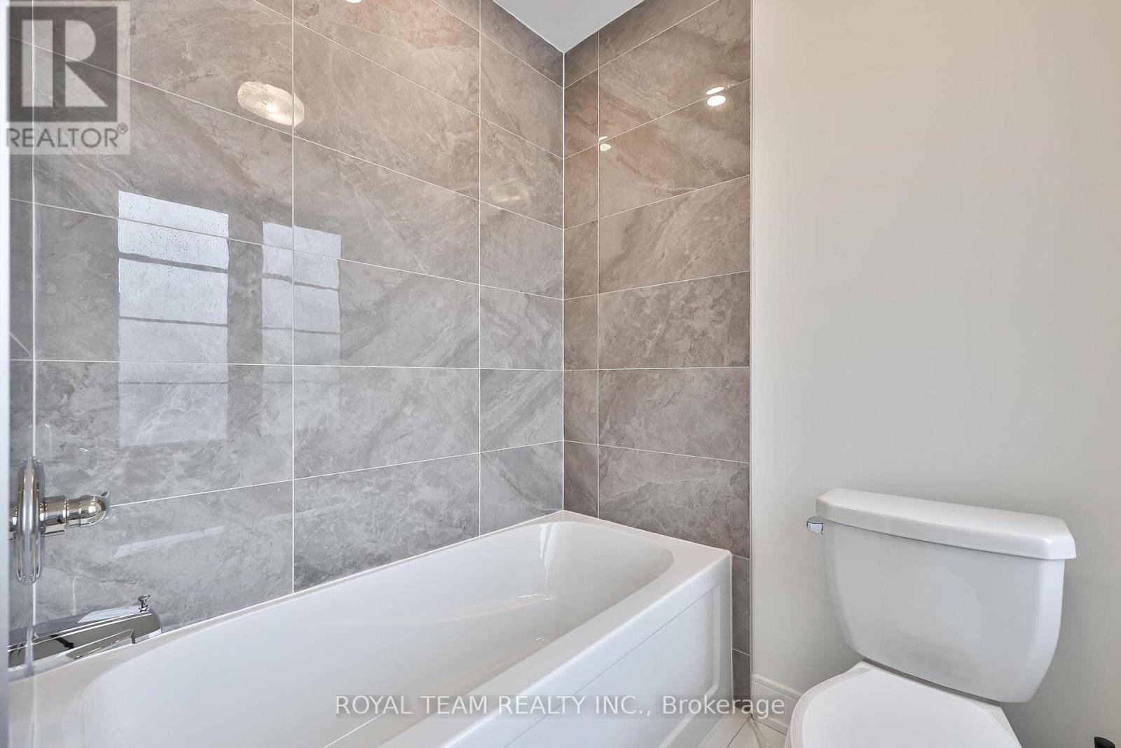 1361 Blackmore Street Property Photo 35