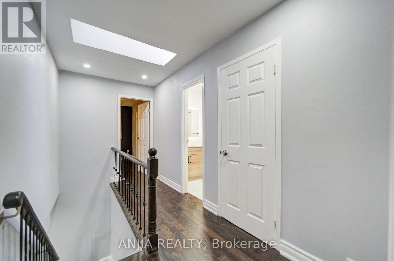 58 Summerfeldt Crescent Property Photo 16