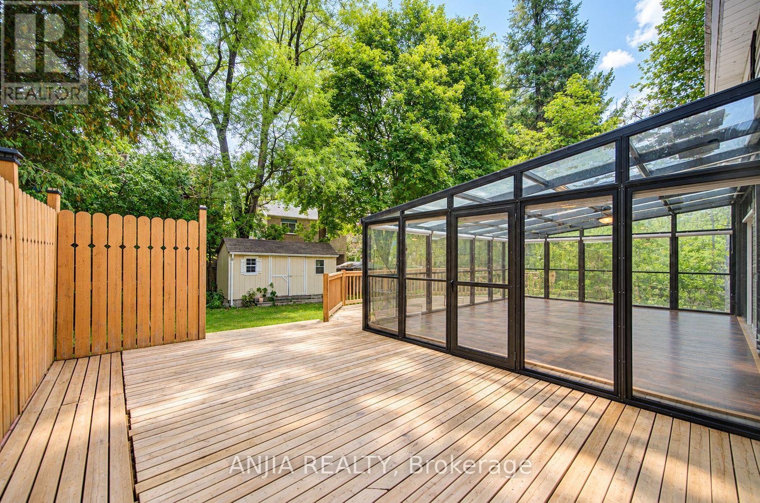58 Summerfeldt Crescent Property Photo 35