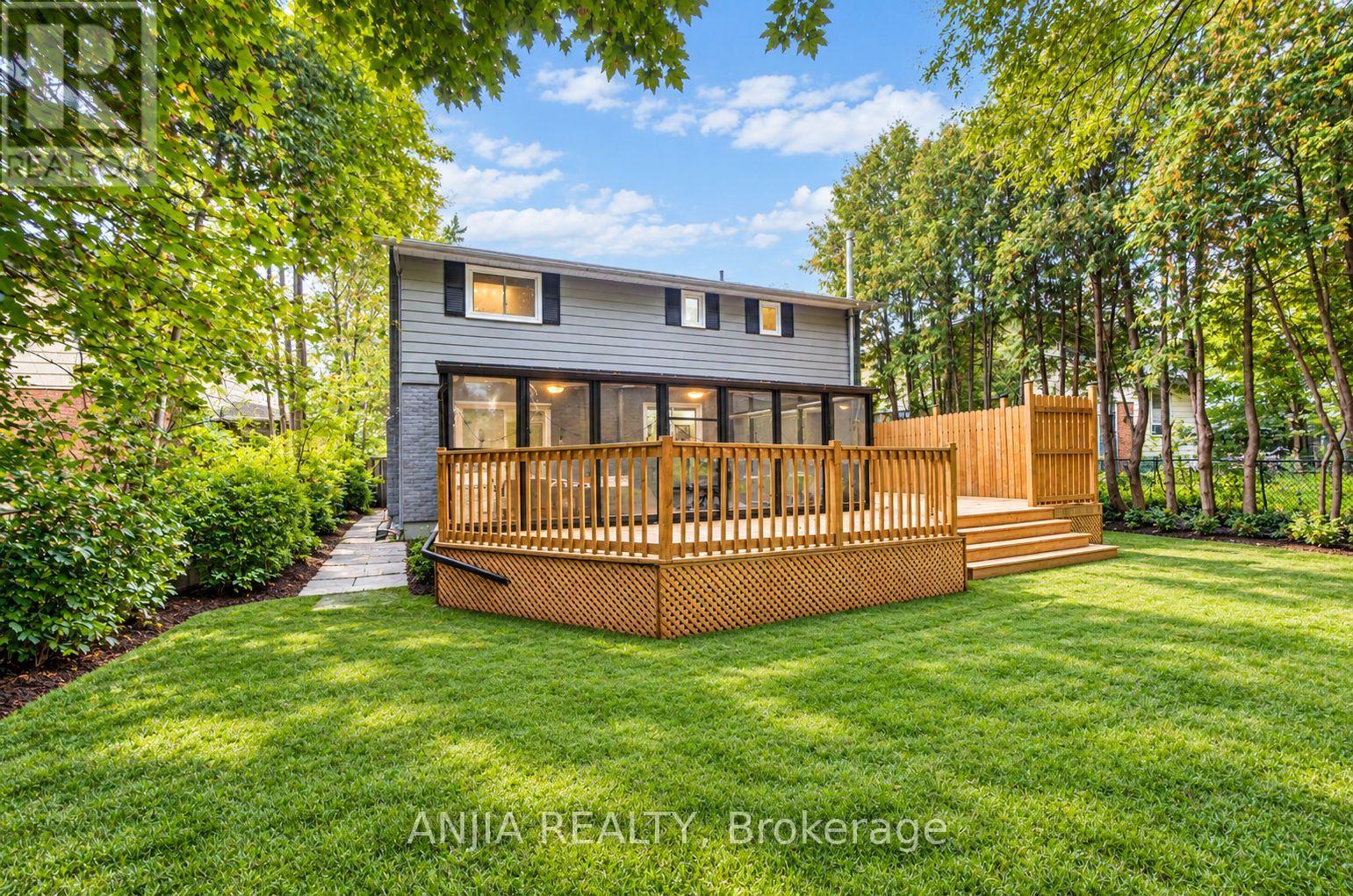 58 Summerfeldt Crescent Property Photo 36