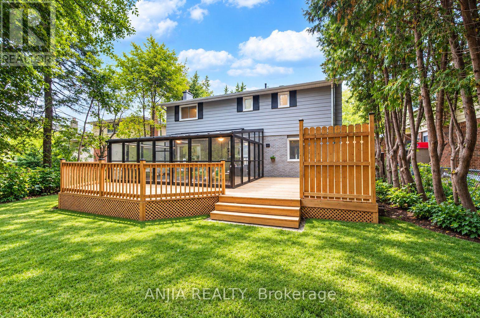 58 Summerfeldt Crescent Property Photo 37