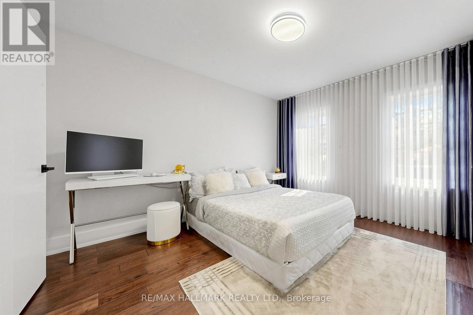 63 Willett Crescent Property Photo 25