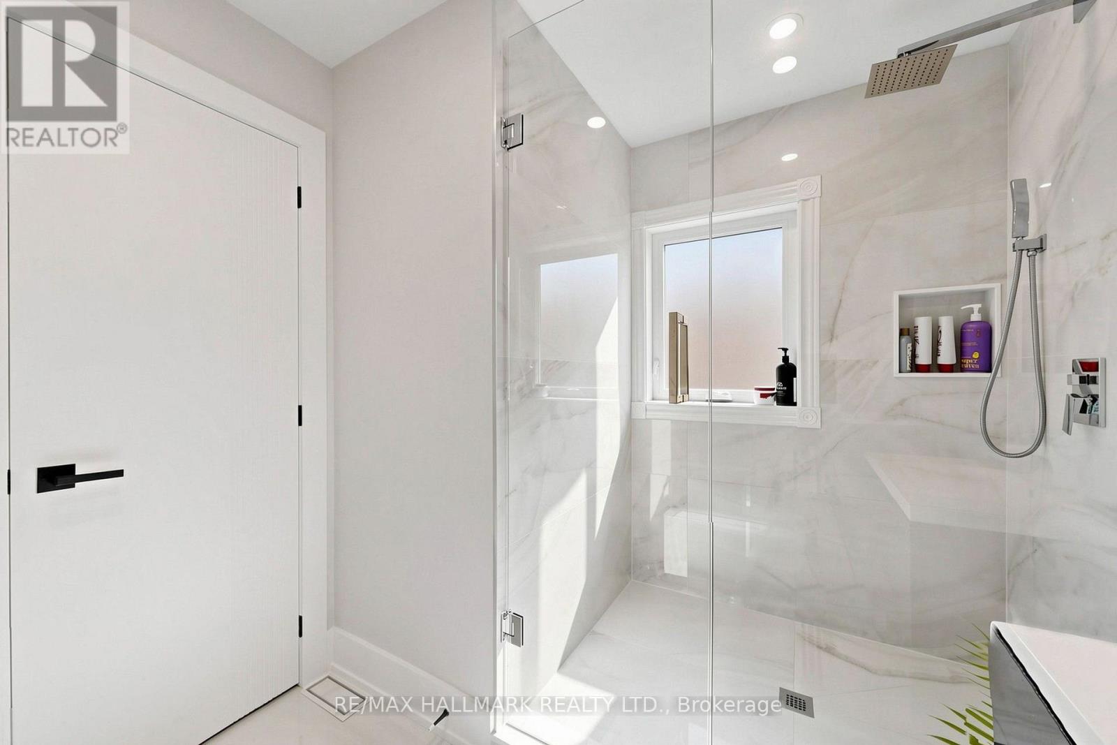 63 Willett Crescent Property Photo 29