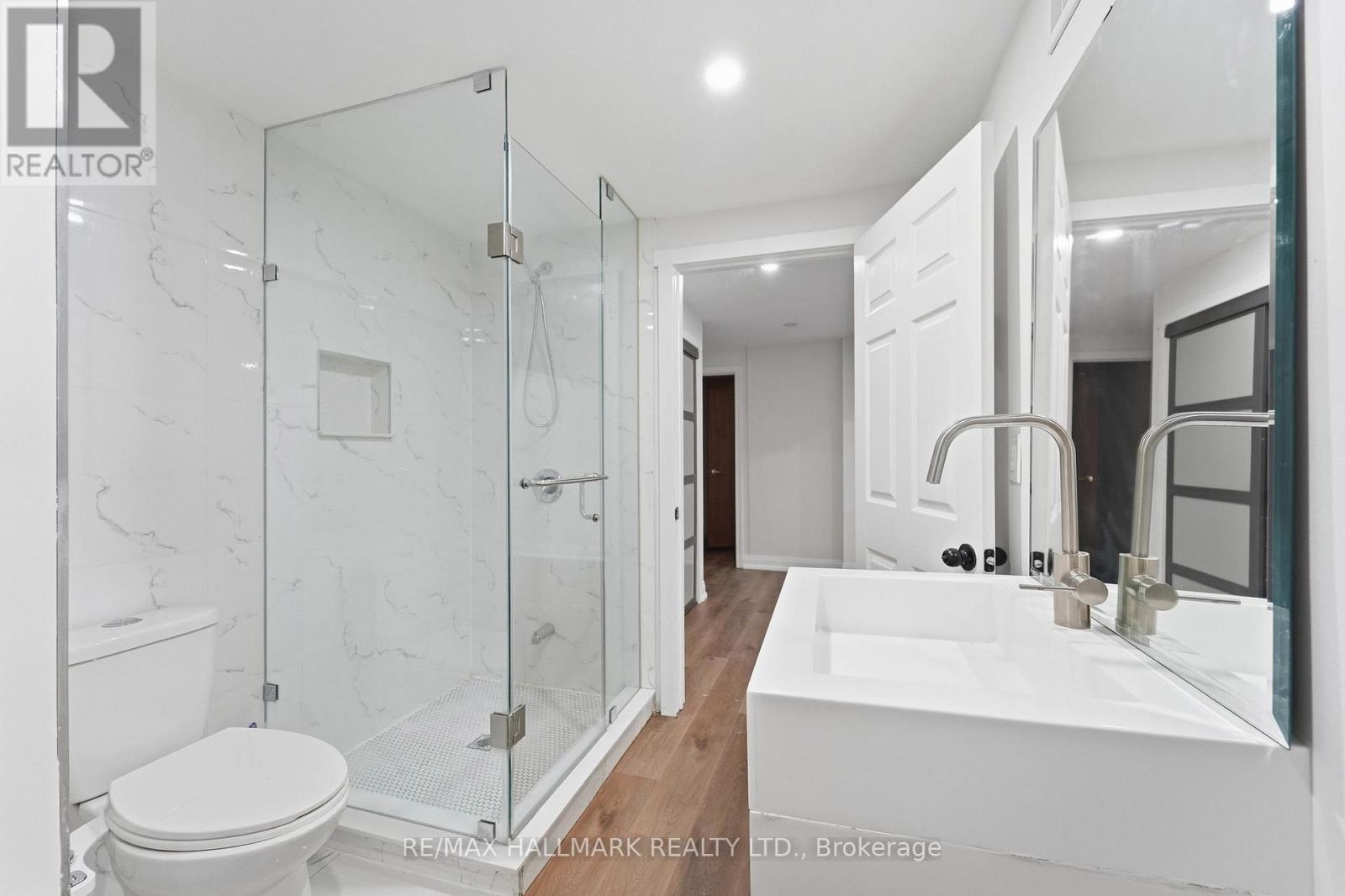 44 Olympia Gate Property Photo 33