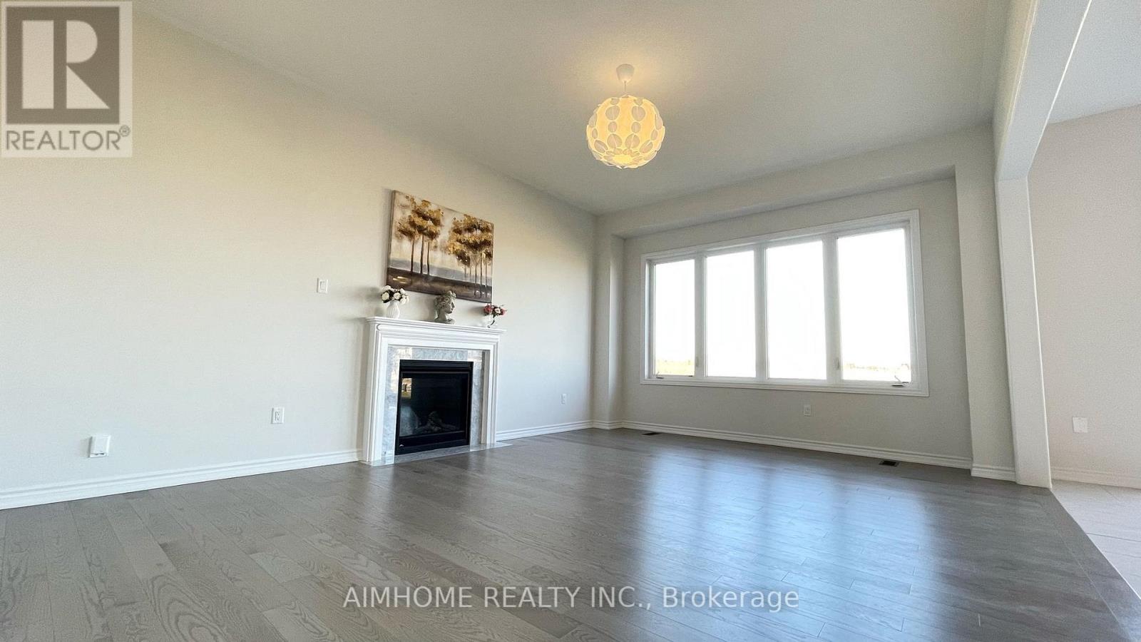 1517 Broderick Street Property Photo 8