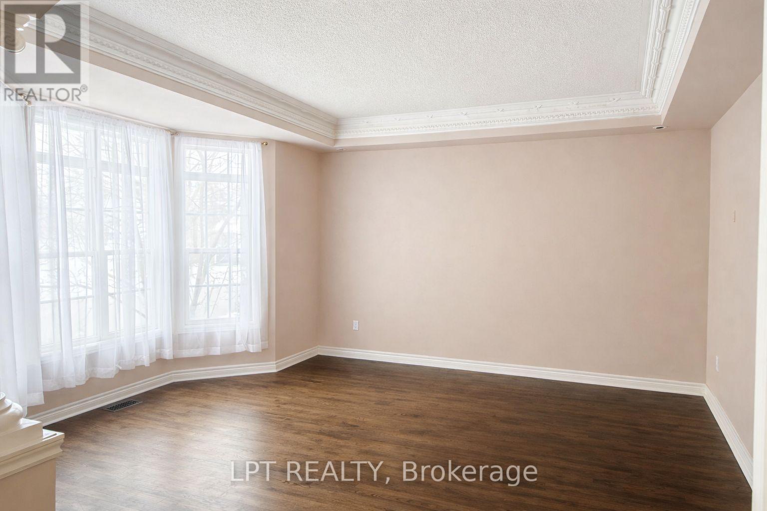 58 Angus Glen Boulevard Property Photo 3