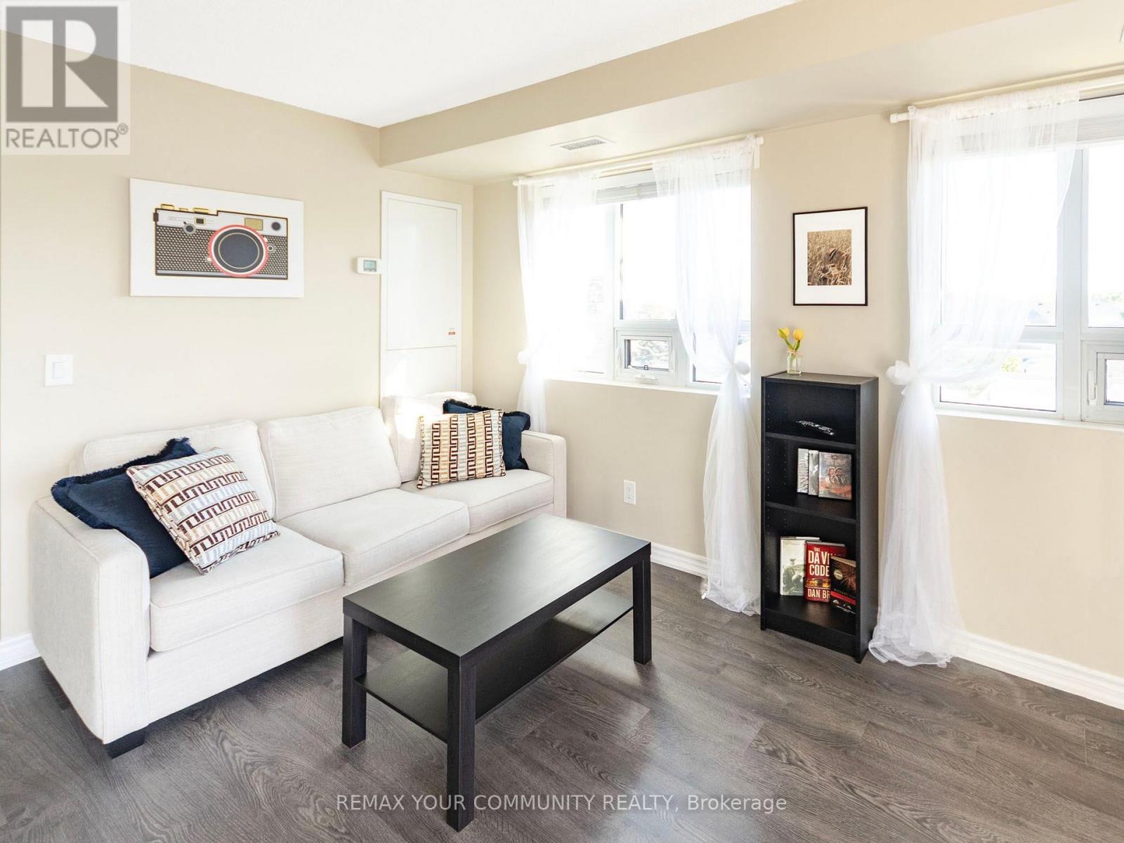 311 - 7730 Kipling Avenue Property Photo 7