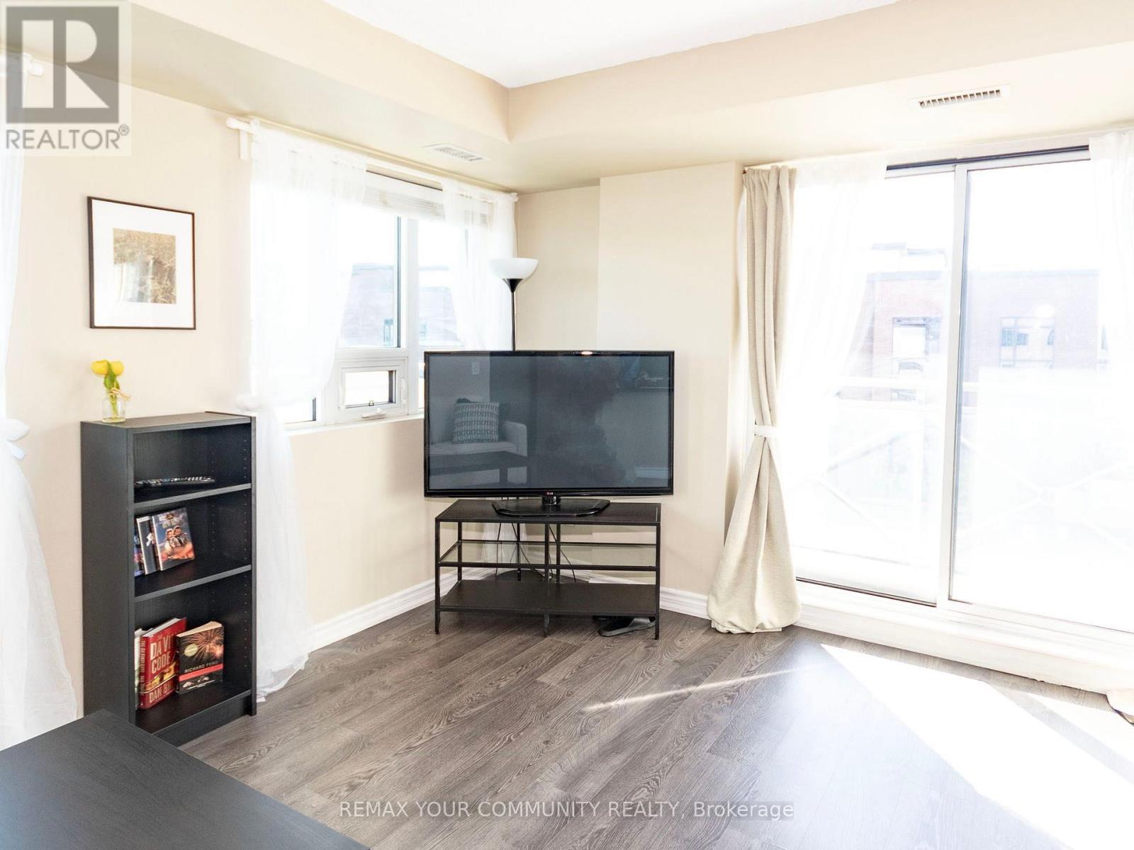311 - 7730 Kipling Avenue Property Photo 8