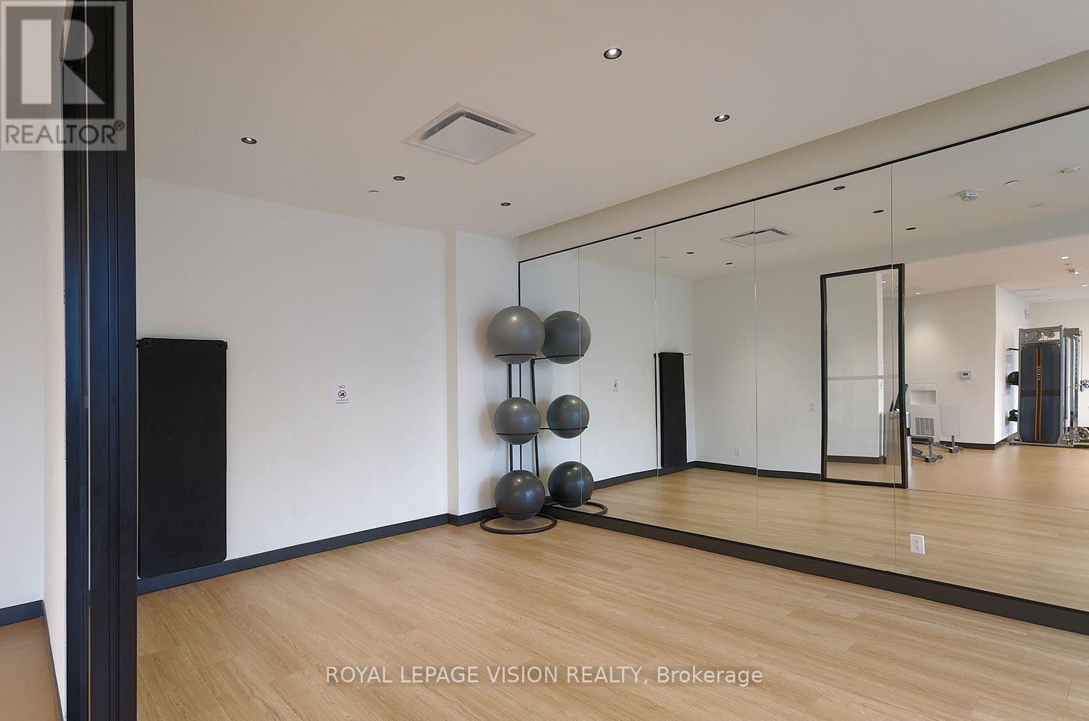 625 - 2 David Eyer Road Property Photo 19