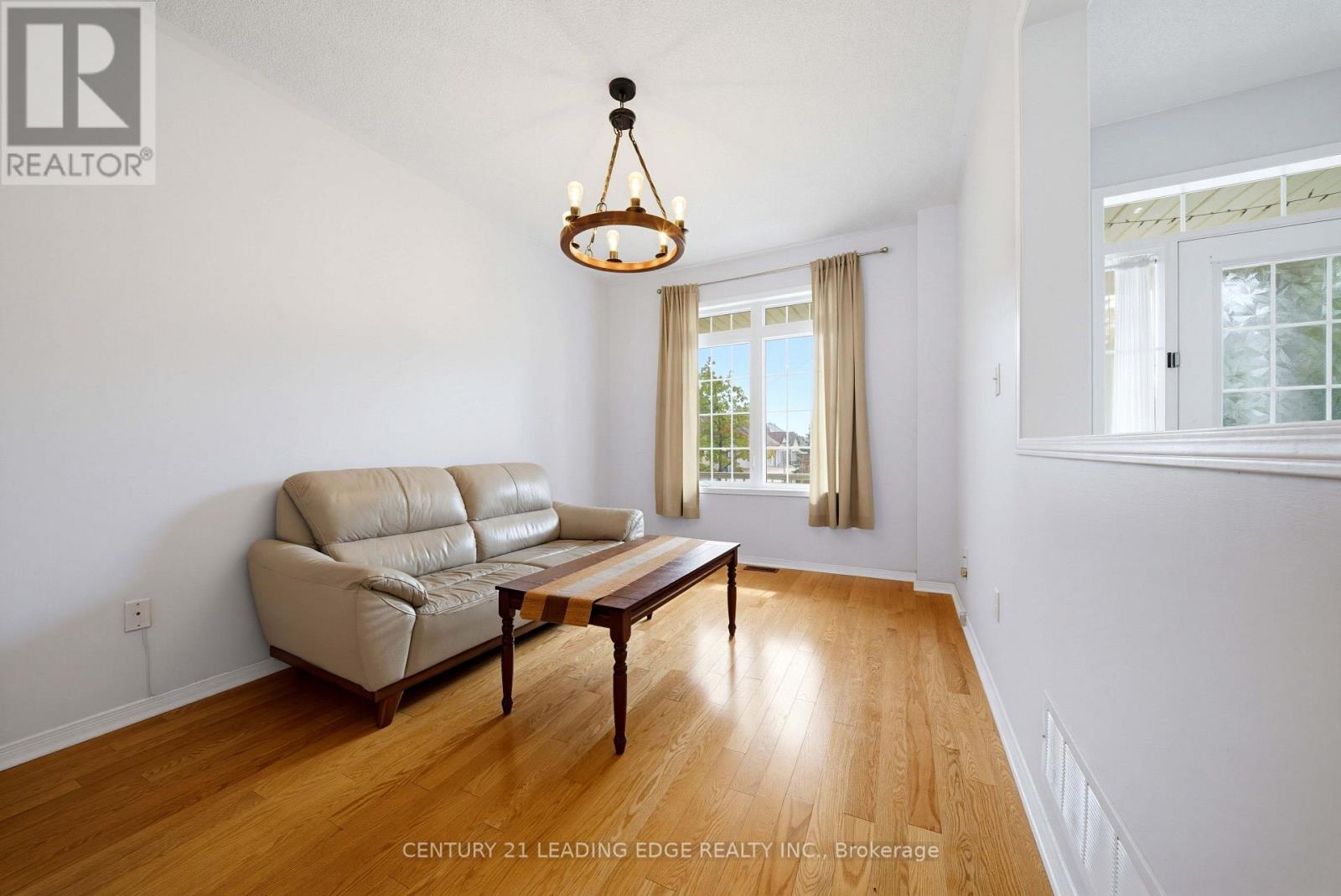 818 Castlemore Avenue Property Photo 13