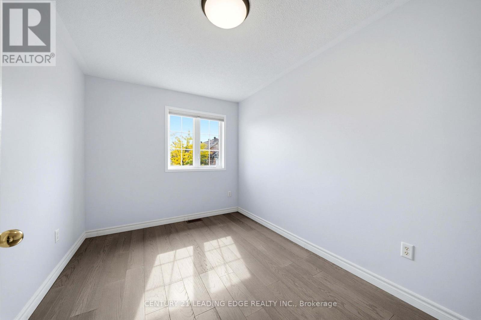 818 Castlemore Avenue Property Photo 25