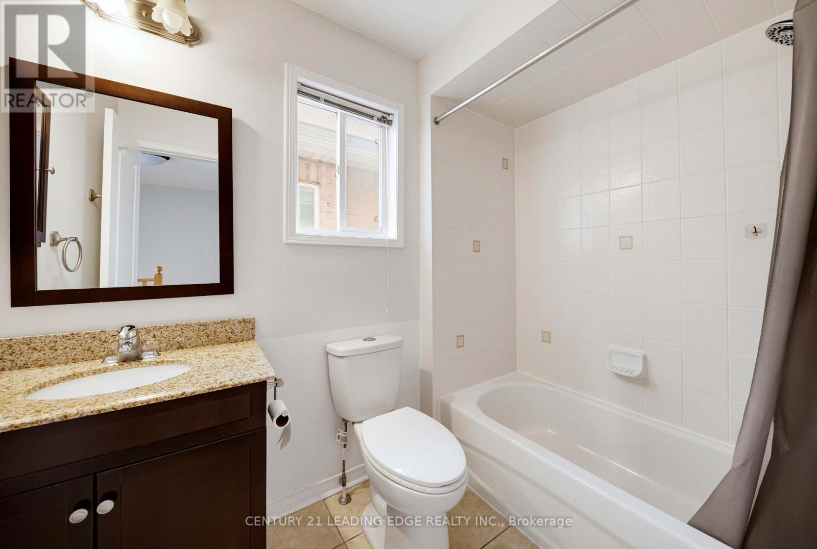 818 Castlemore Avenue Property Photo 27