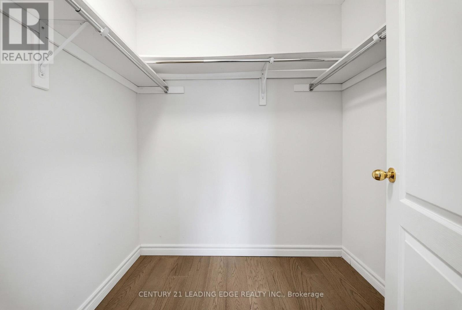818 Castlemore Avenue Property Photo 34