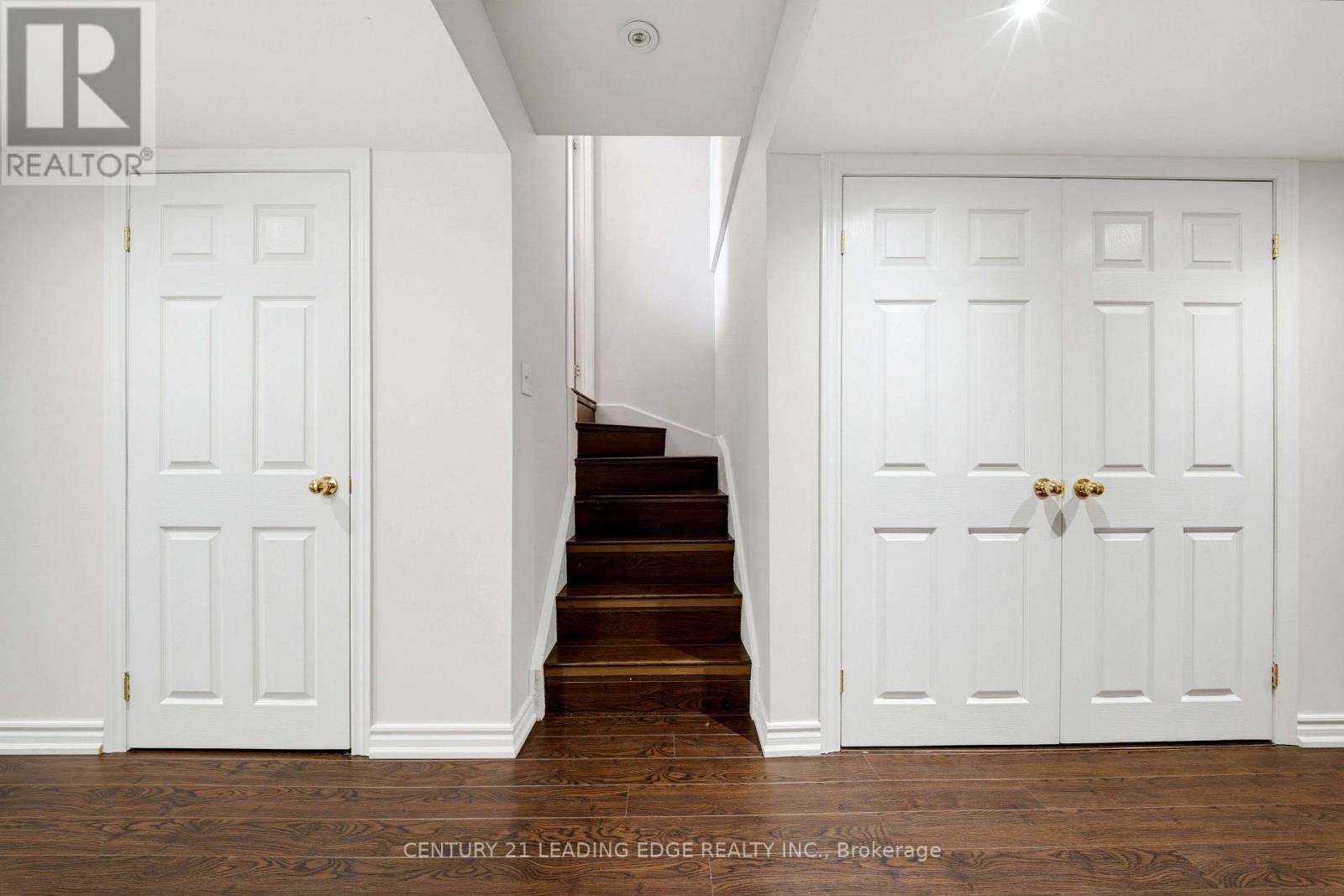 818 Castlemore Avenue Property Photo 36