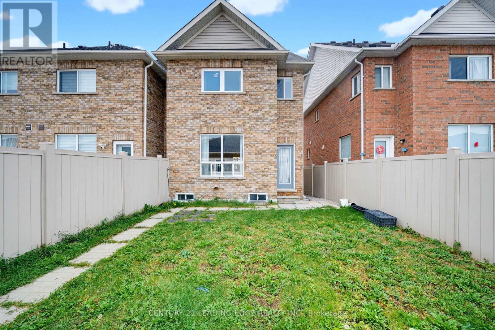 818 Castlemore Avenue Property Photo 44