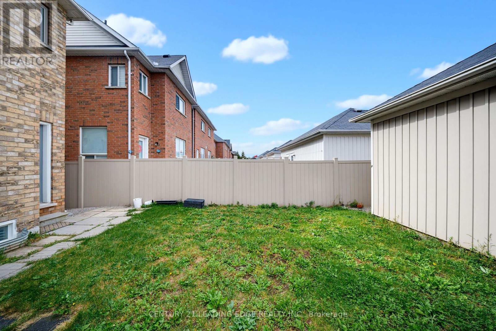 818 Castlemore Avenue Property Photo 46