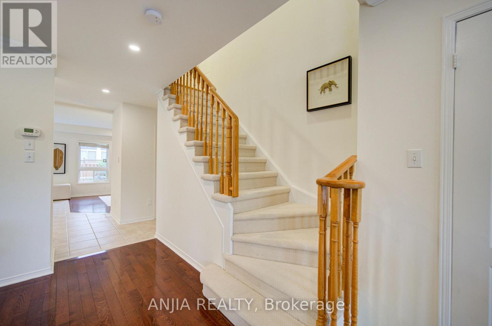 1 Aylesbury Gate Property Photo 6