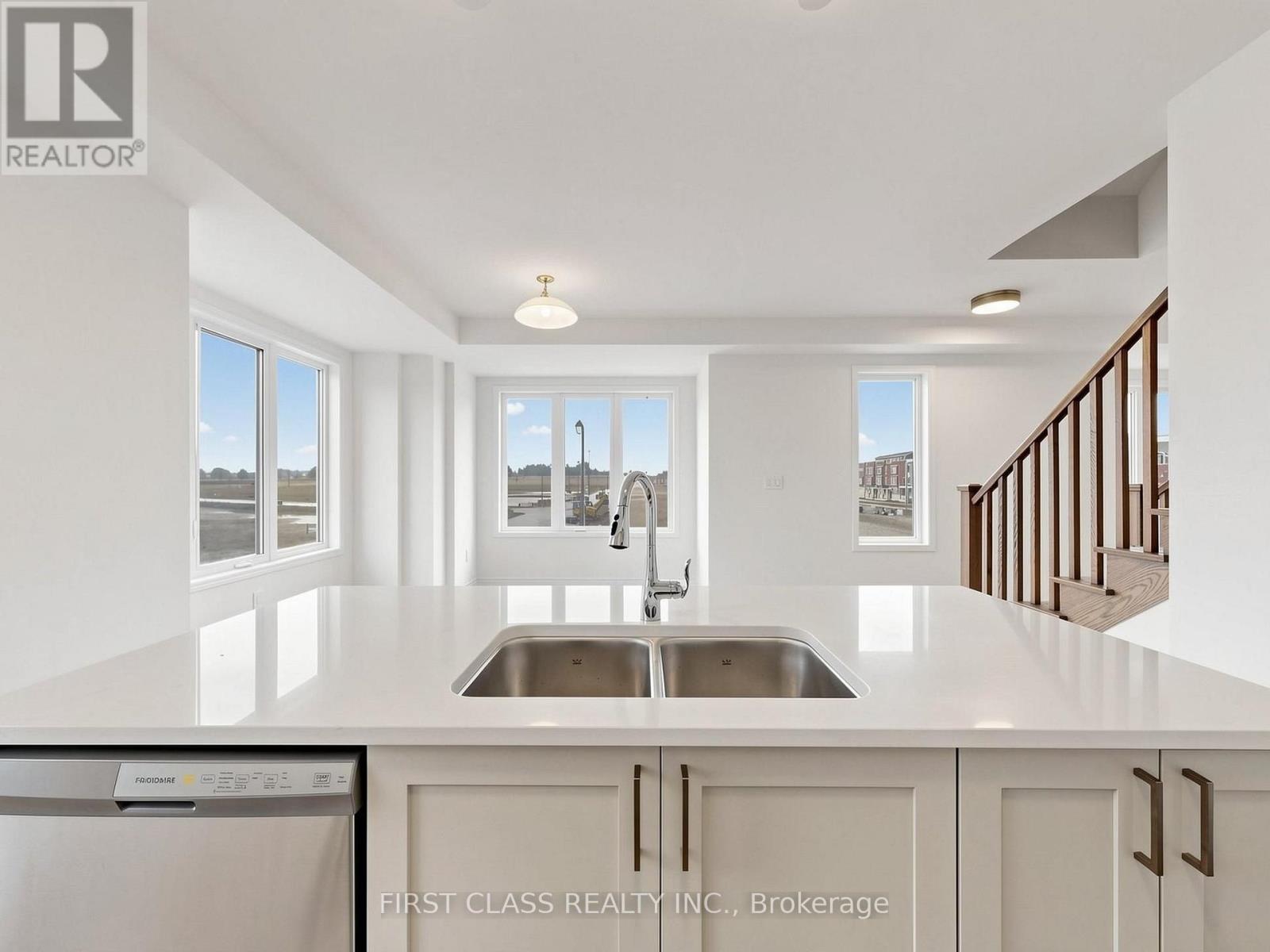 53 Sage Valley Drive Property Photo 20