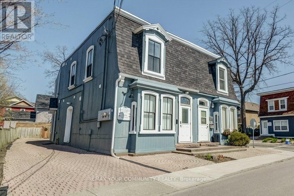 10 Centre Street Property Photo 1