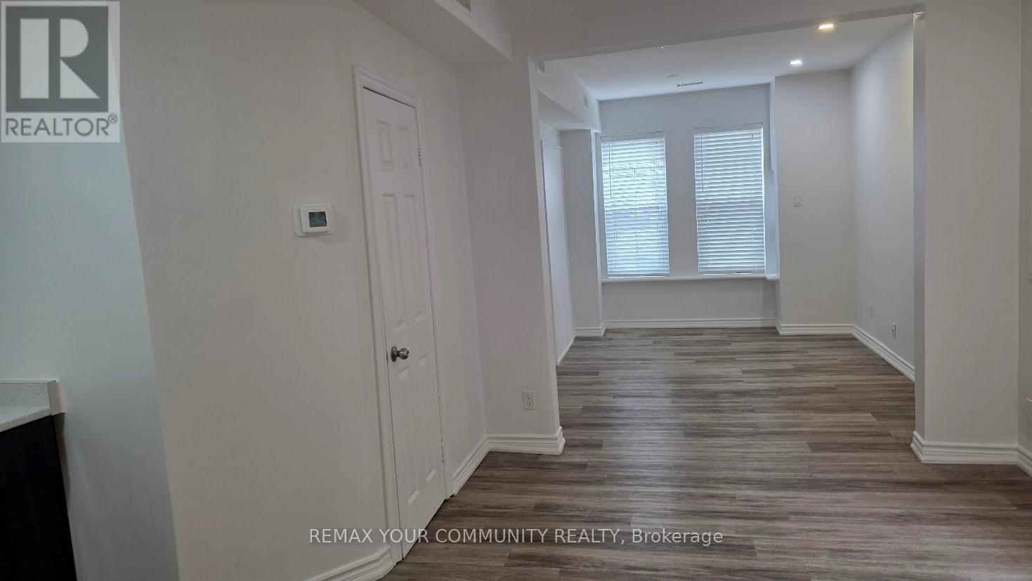 10 Centre Street Property Photo 8