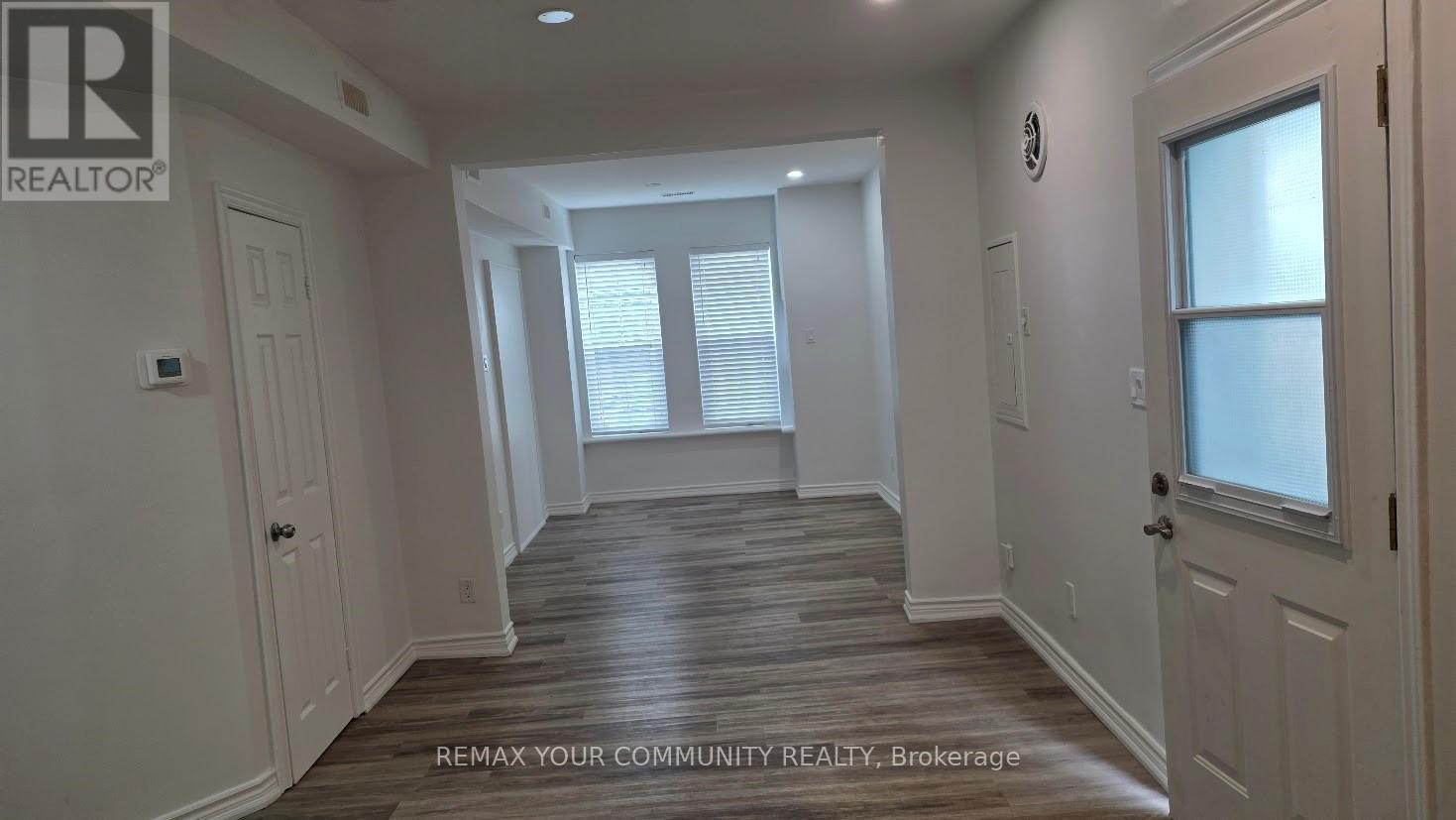 10 Centre Street Property Photo 9