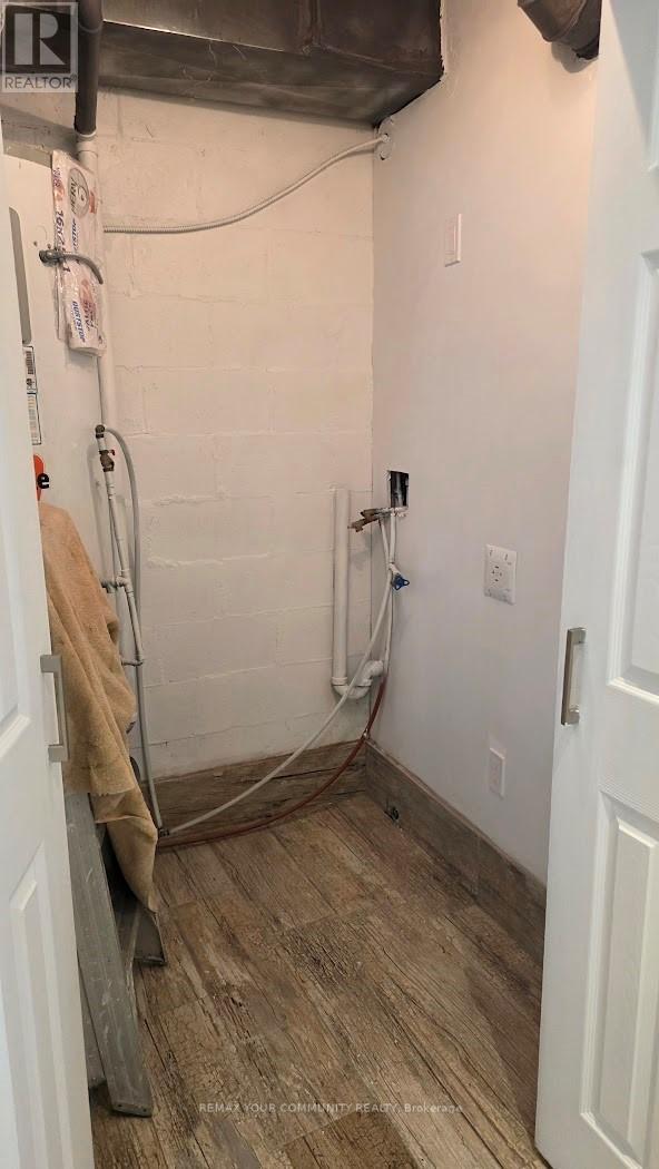 10 Centre Street Property Photo 15