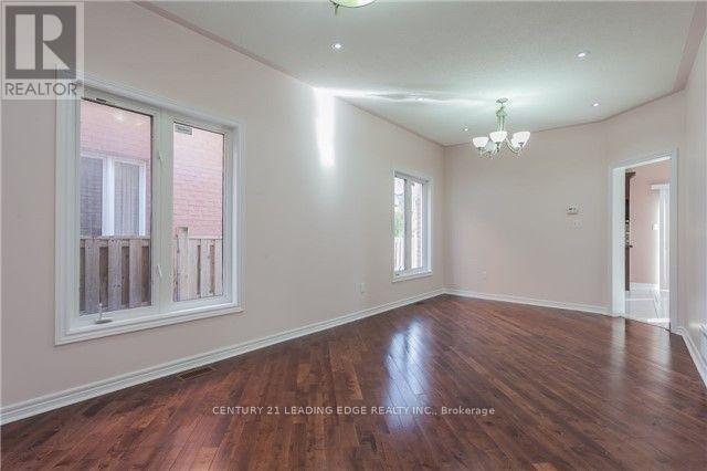 421 Elson Street Property Photo 4