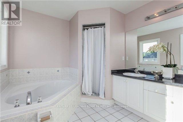 421 Elson Street Property Photo 9