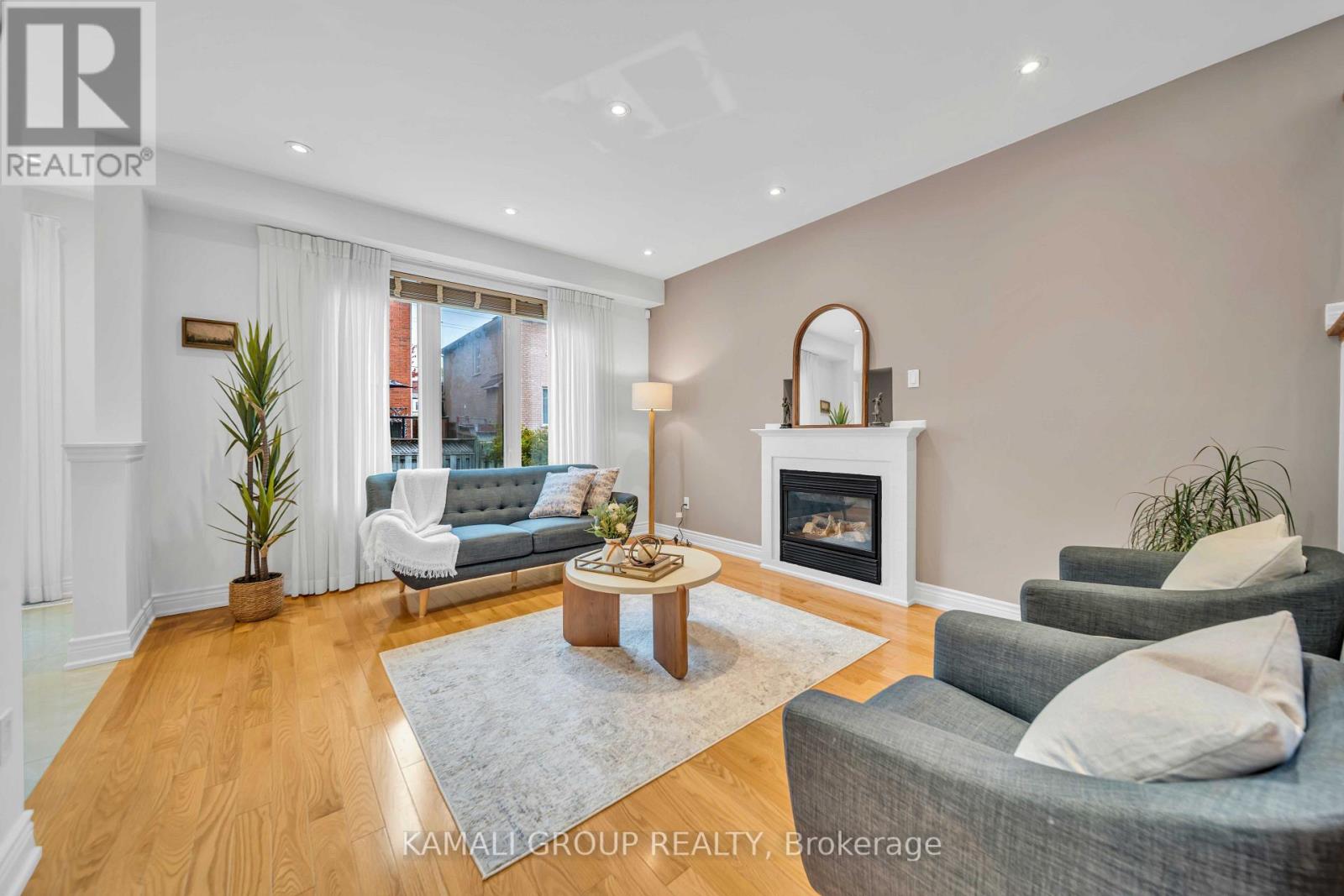 66 Longwood Avenue Property Photo 8