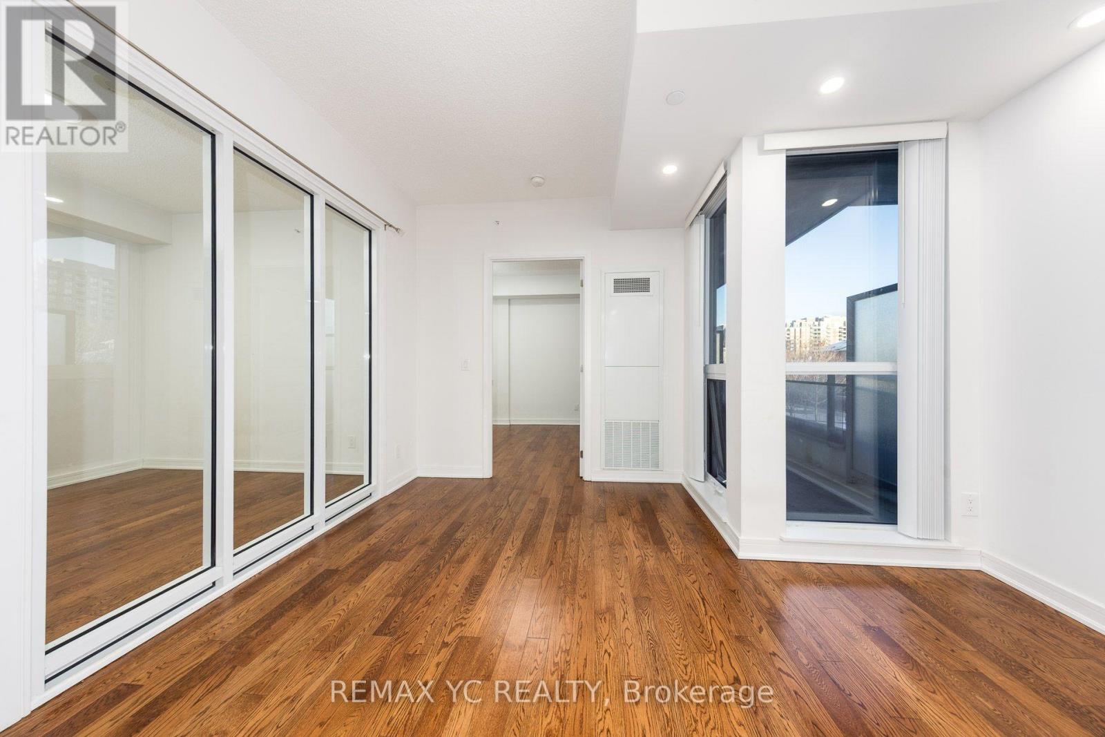 201 - 9191 Yonge Street Property Photo 11