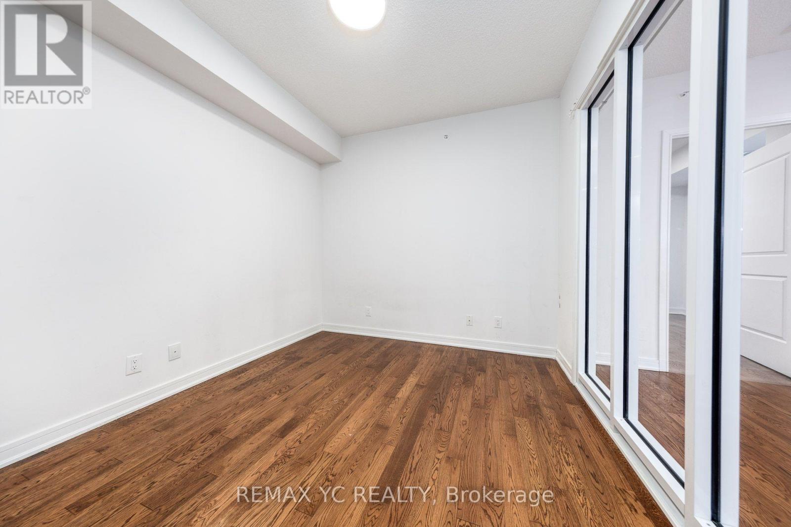 201 - 9191 Yonge Street Property Photo 18