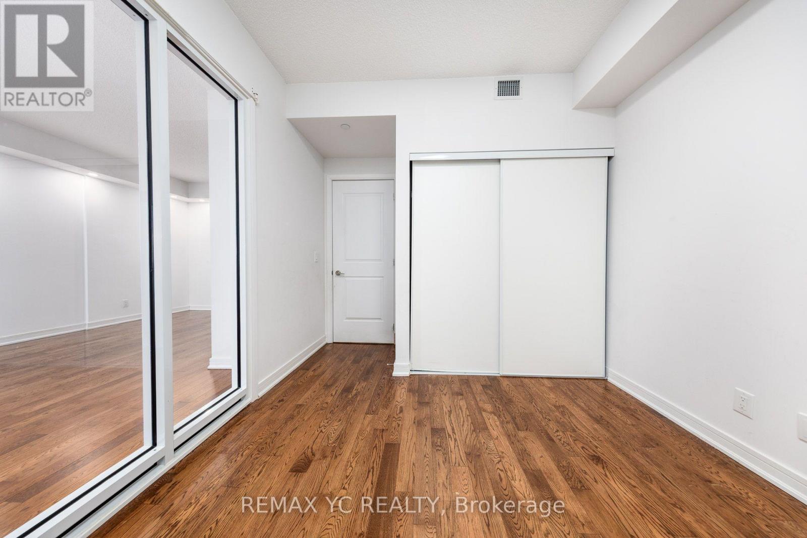 201 - 9191 Yonge Street Property Photo 19