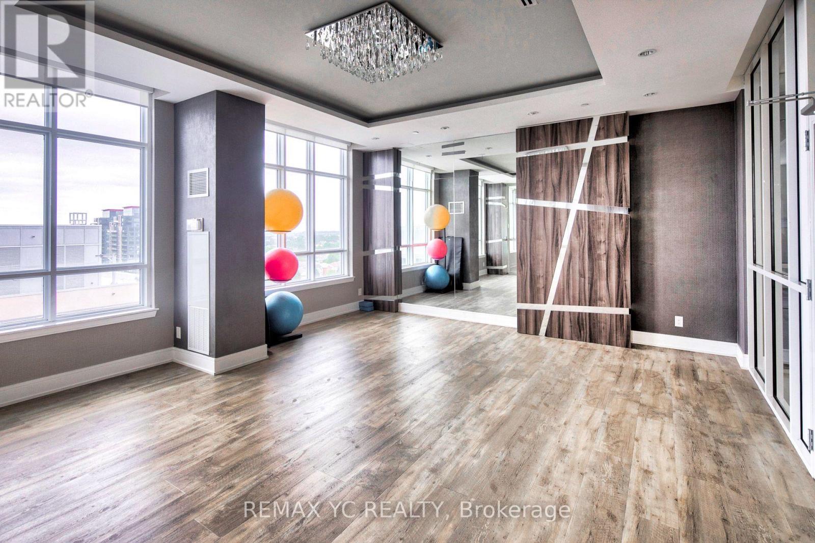 201 - 9191 Yonge Street Property Photo 28
