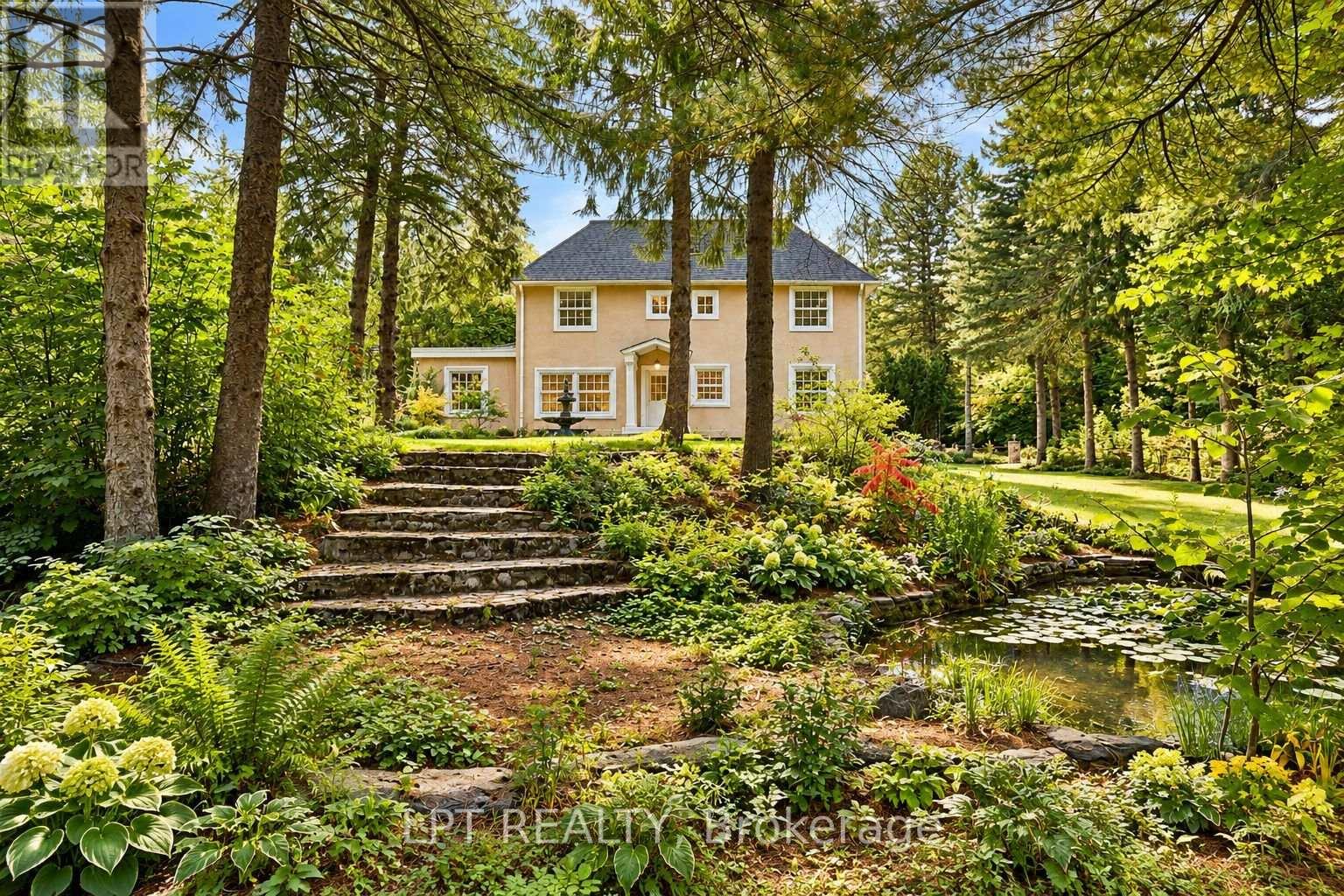 298 Wees Road Property Photo 2