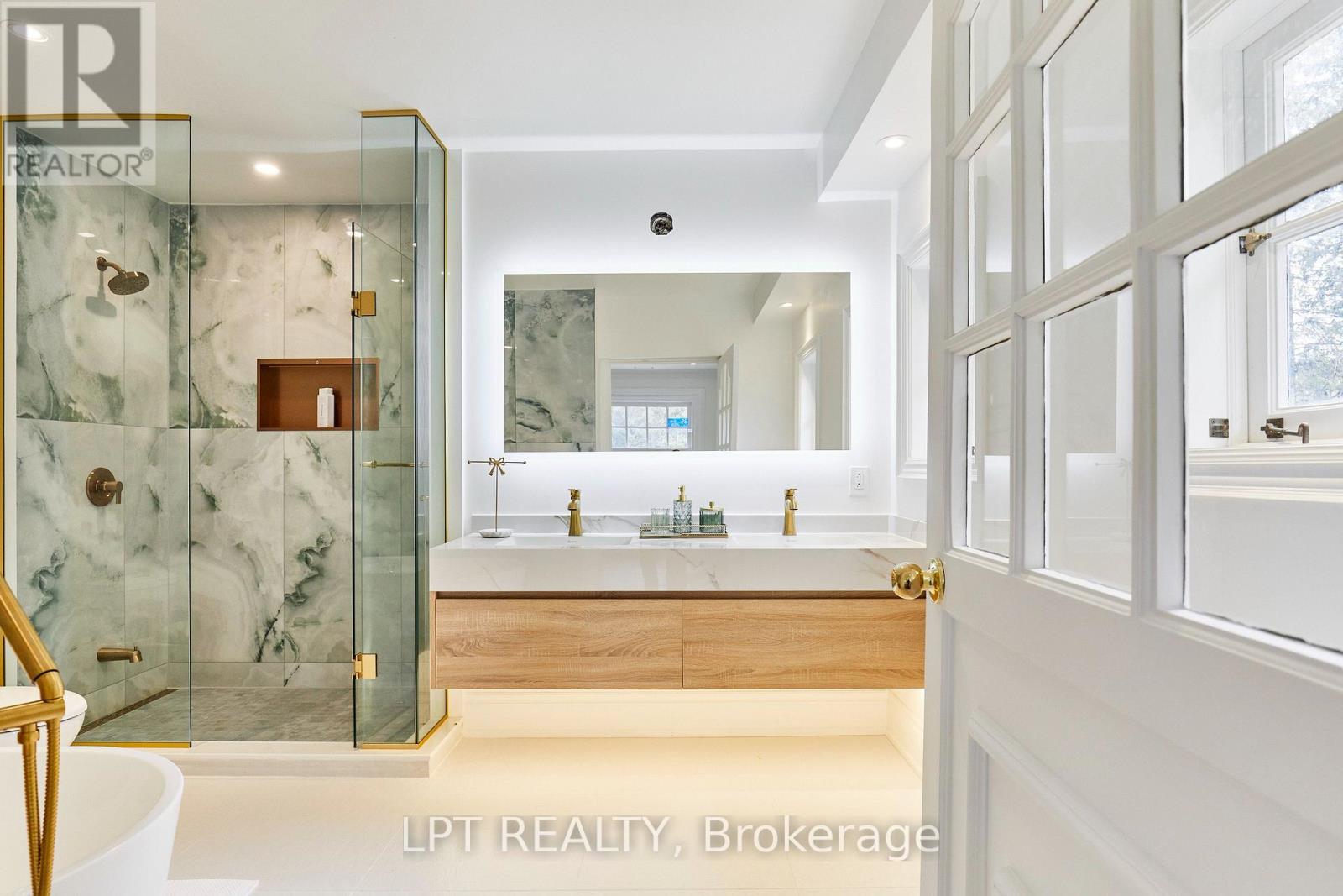298 Wees Road Property Photo 31
