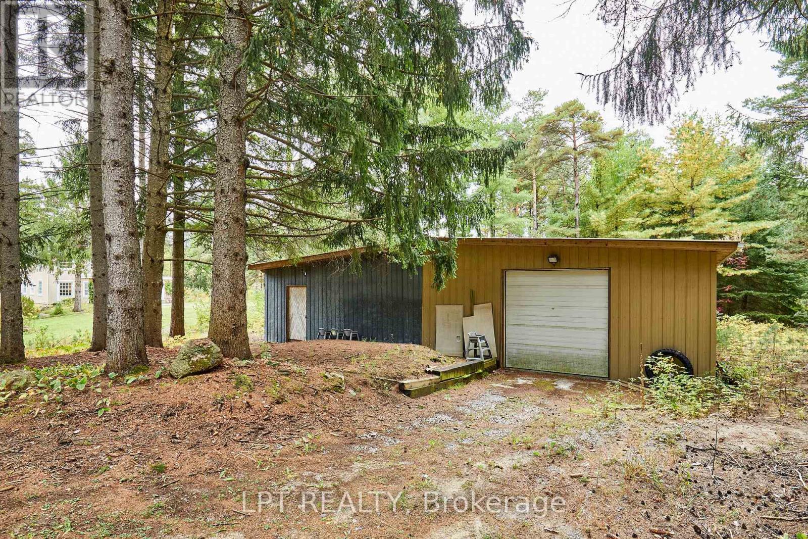 298 Wees Road Property Photo 43