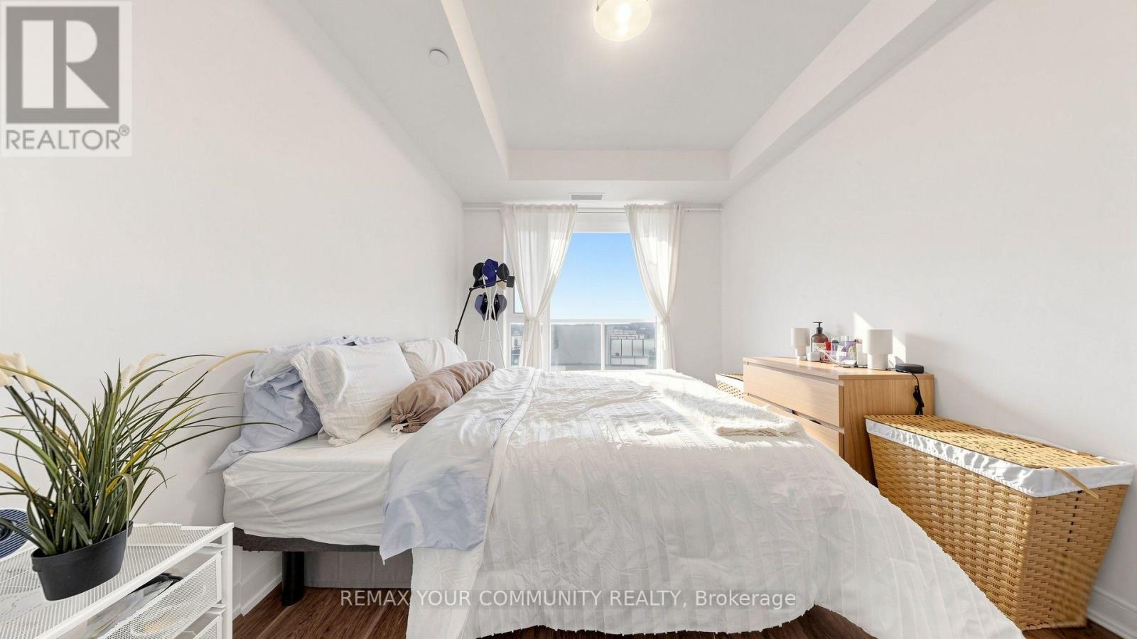 524 - 2 David Eyer Road Property Photo 10