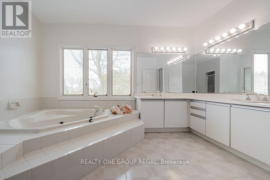 17 Dunloe Road Property Photo 28