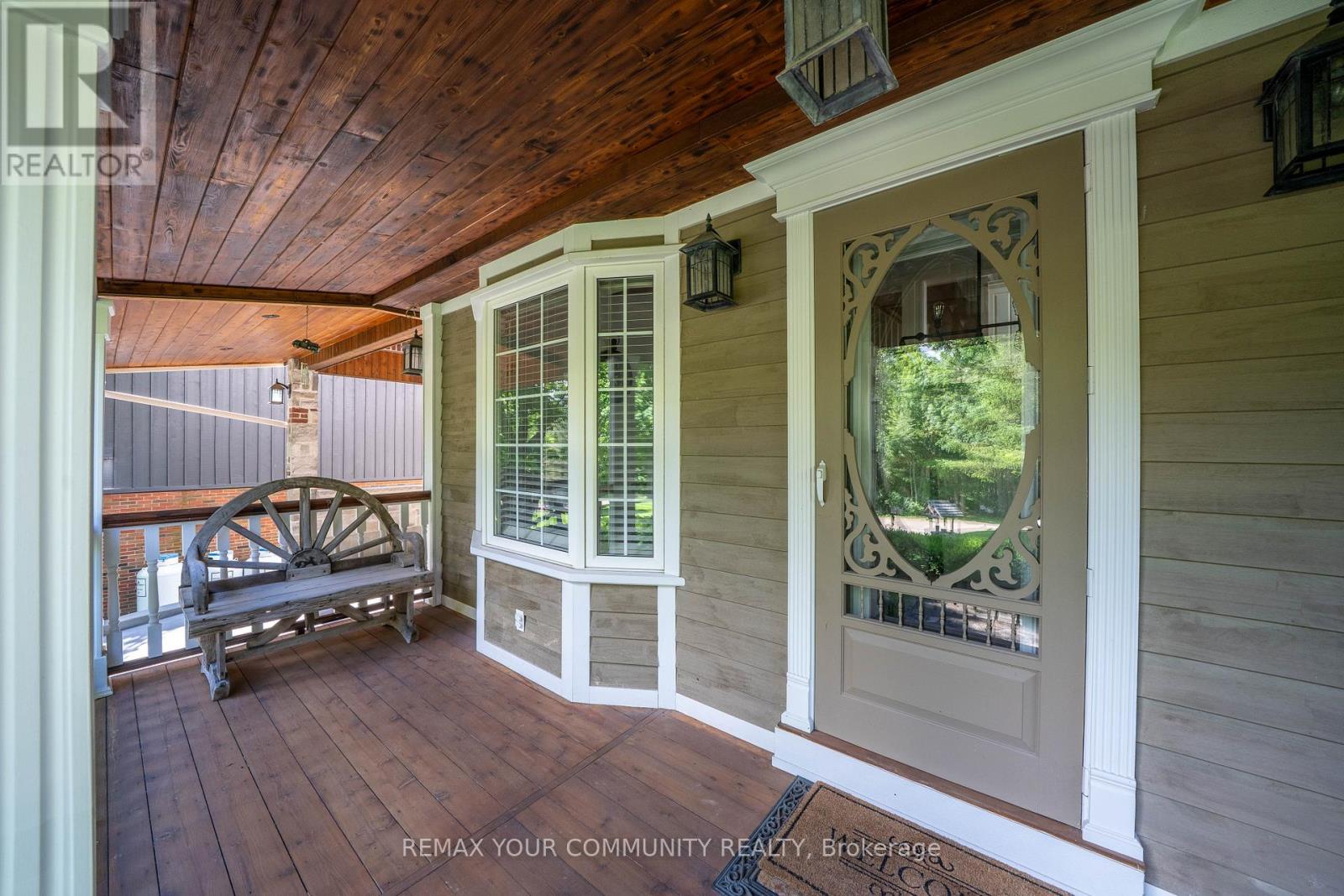 124 Elmpine Trail Property Photo 6