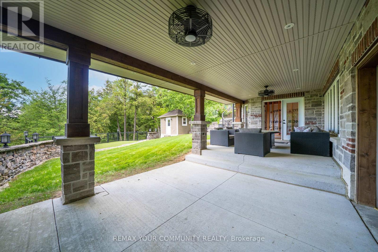 124 Elmpine Trail Property Photo 44