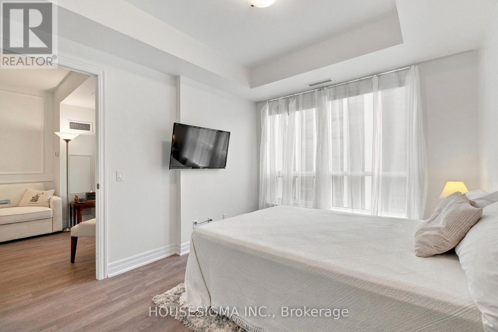 705 - 9085 Jane Street Property Photo 17