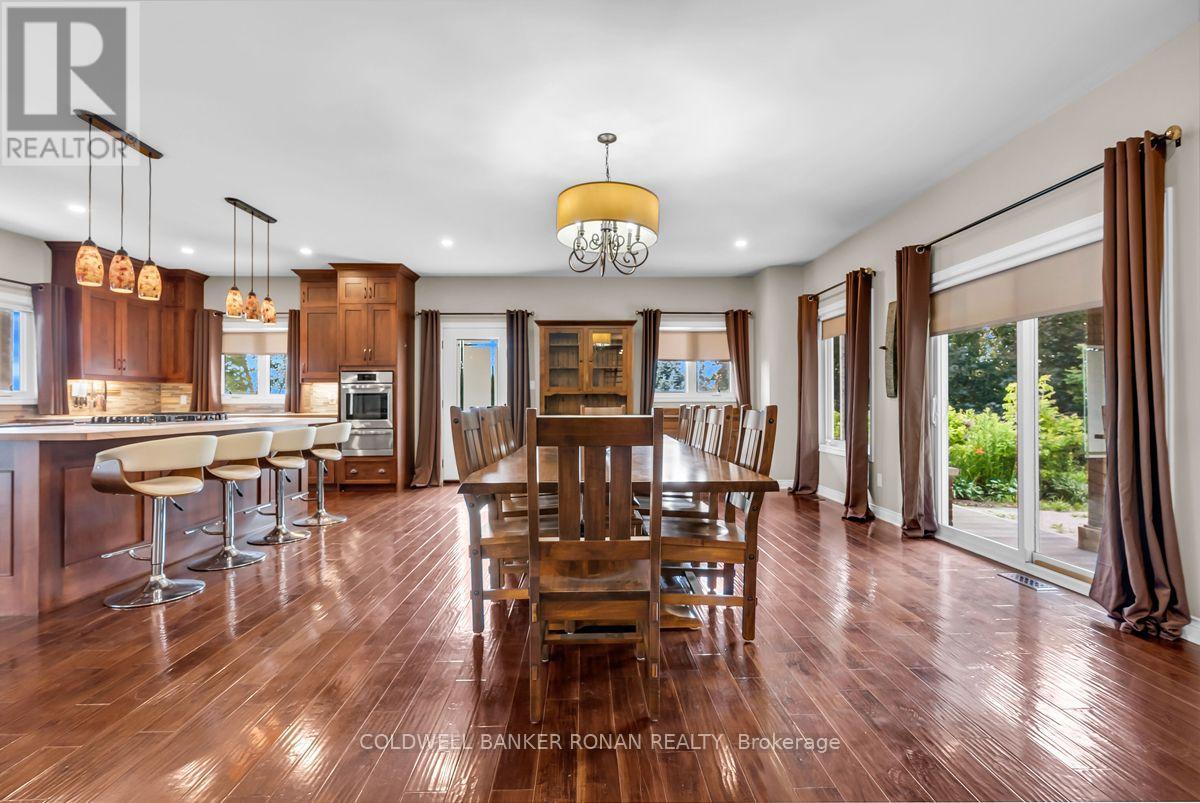 5354 3rd Line Property Photo 12