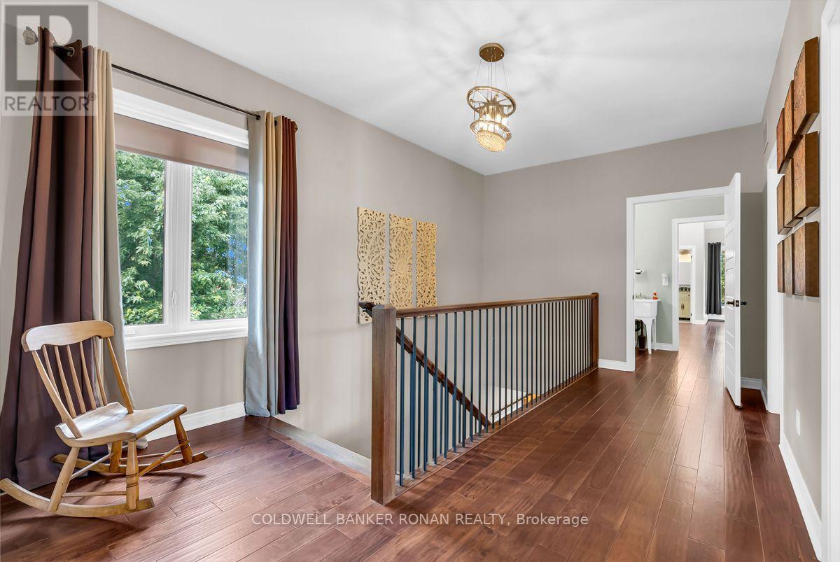 5354 3rd Line Property Photo 23