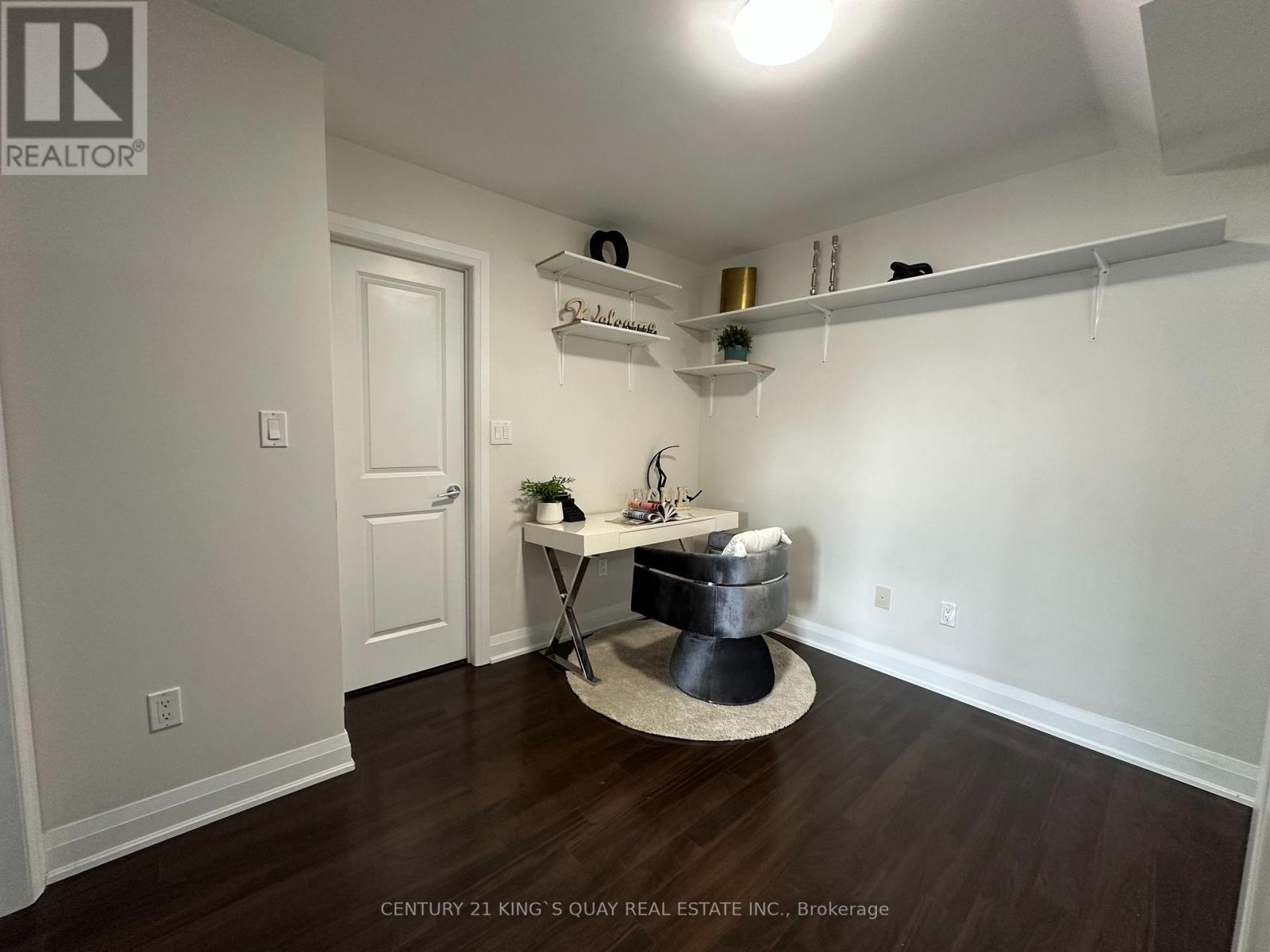 241 - 318 John Street Property Photo 21