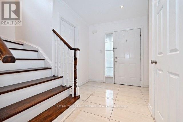 73 Laurendale Avenue Property Photo 3